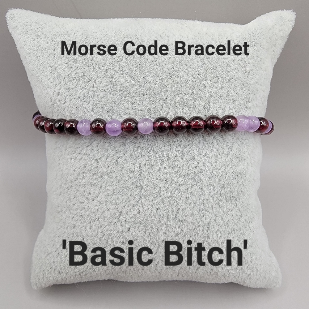 Inappropriate bracelets - Picture 3 of 8